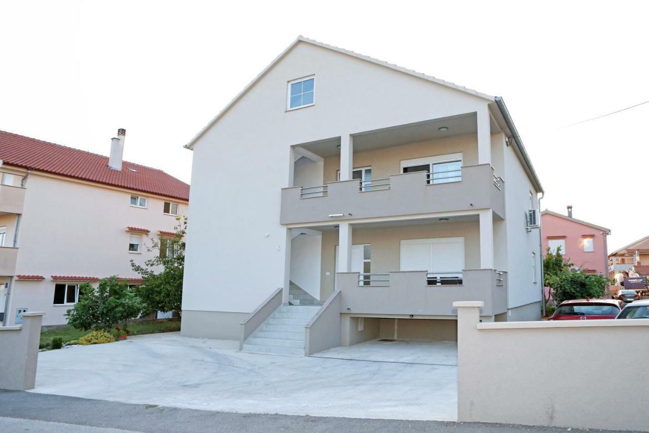 Apartment Villa Grga ザダル エクステリア 写真