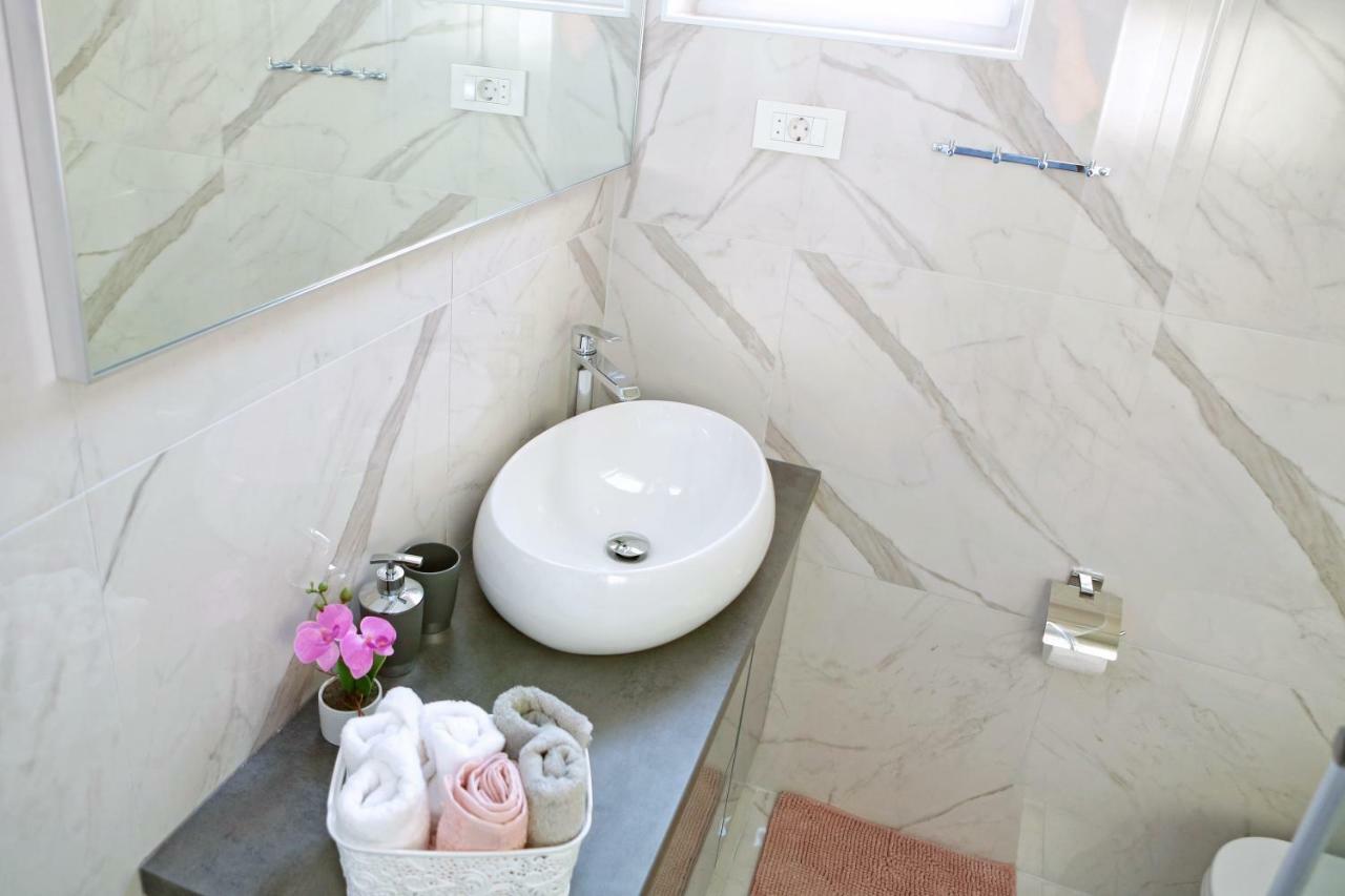 Apartment Villa Grga ザダル エクステリア 写真